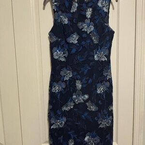 Elegant Navy Floral Midi Dress